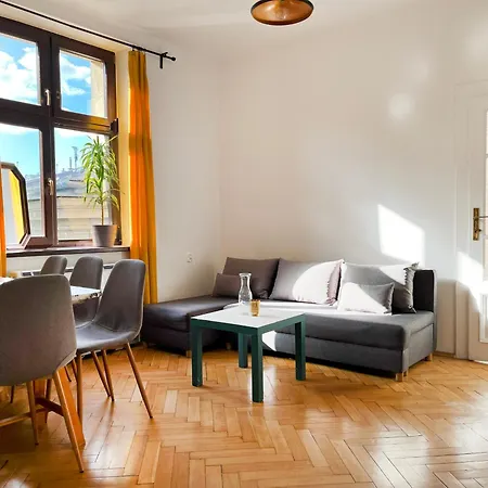 Apartment With Separate Bedroom In The Heart Of Krakow, Market Square *