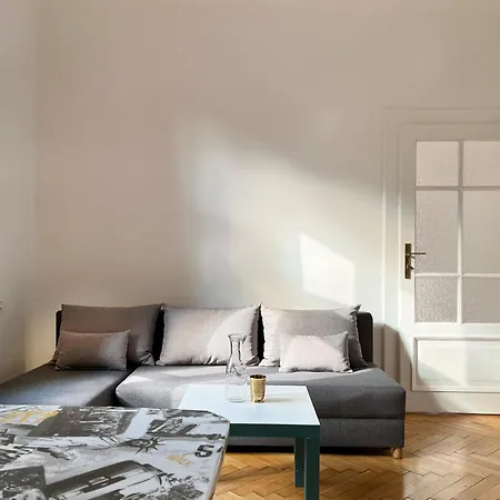 With Separate Bedroom In The Heart Of Krakow, Market Square Apartment Krakow
