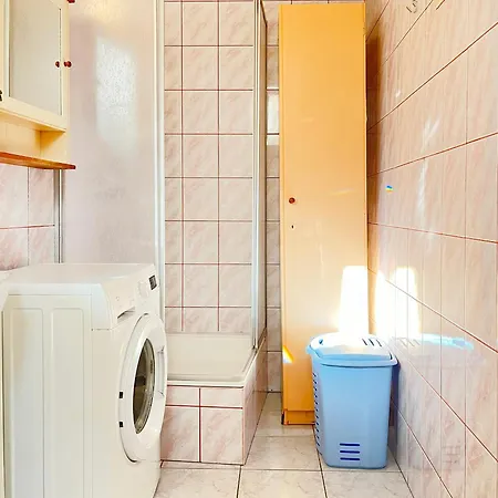 With Separate Bedroom In The Heart Of Krakow, Market Square Apartment